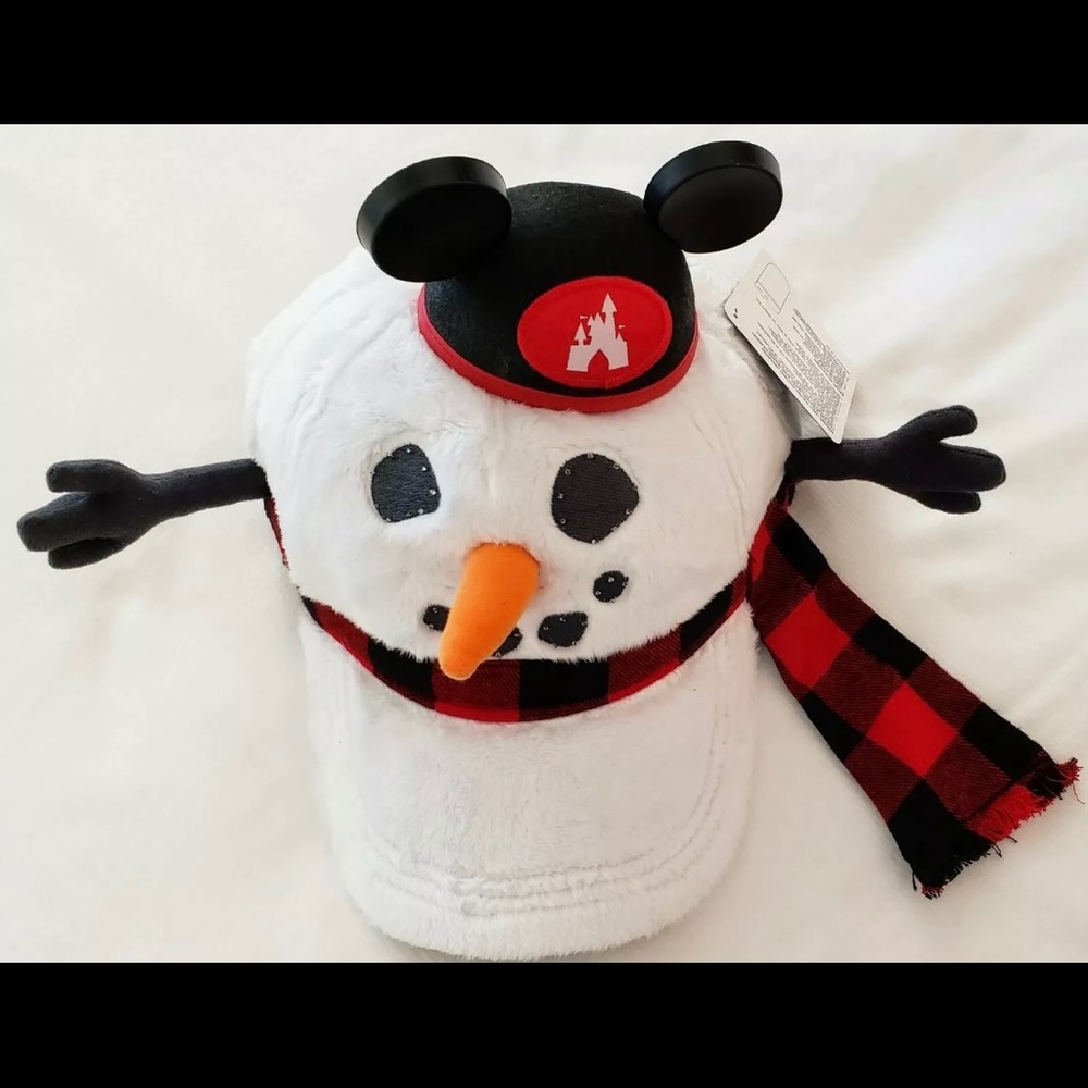 Disney holiday ear castle hat fuzzy snowman cap LE